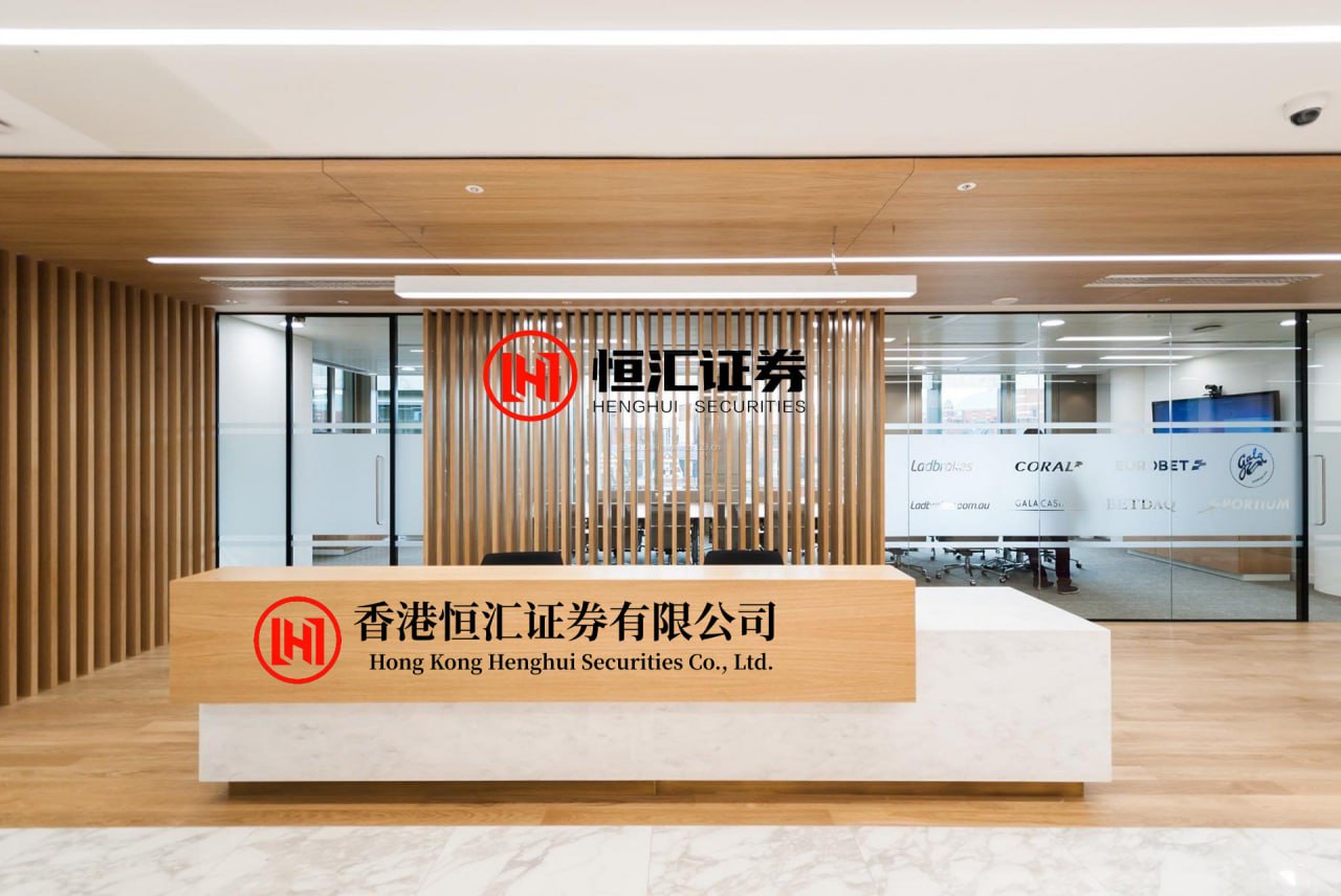 聚富配资 大龙地产振幅1556%，4机构龙虎榜上净卖出235803万元